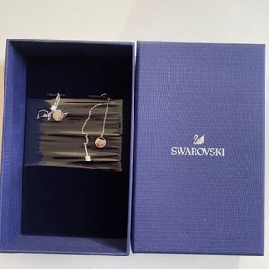 Swavorski Remix Drop Silver Earrings NIB with box